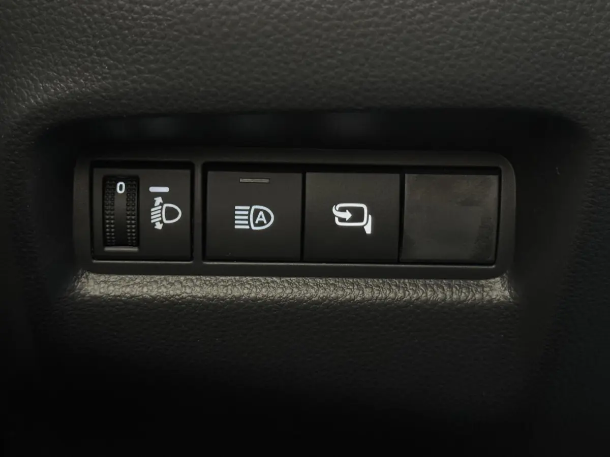 Hybrid 115 envy JBL Audio | Nieuw!!| Elektrisch Softtop vouwdak | ACC | Clima | Stoelverwarming | JBL Audio | Camera| PDC voor+achter | LM-Velgen | Carplay | DAB | ( Vestiging - Vianen 0347-
