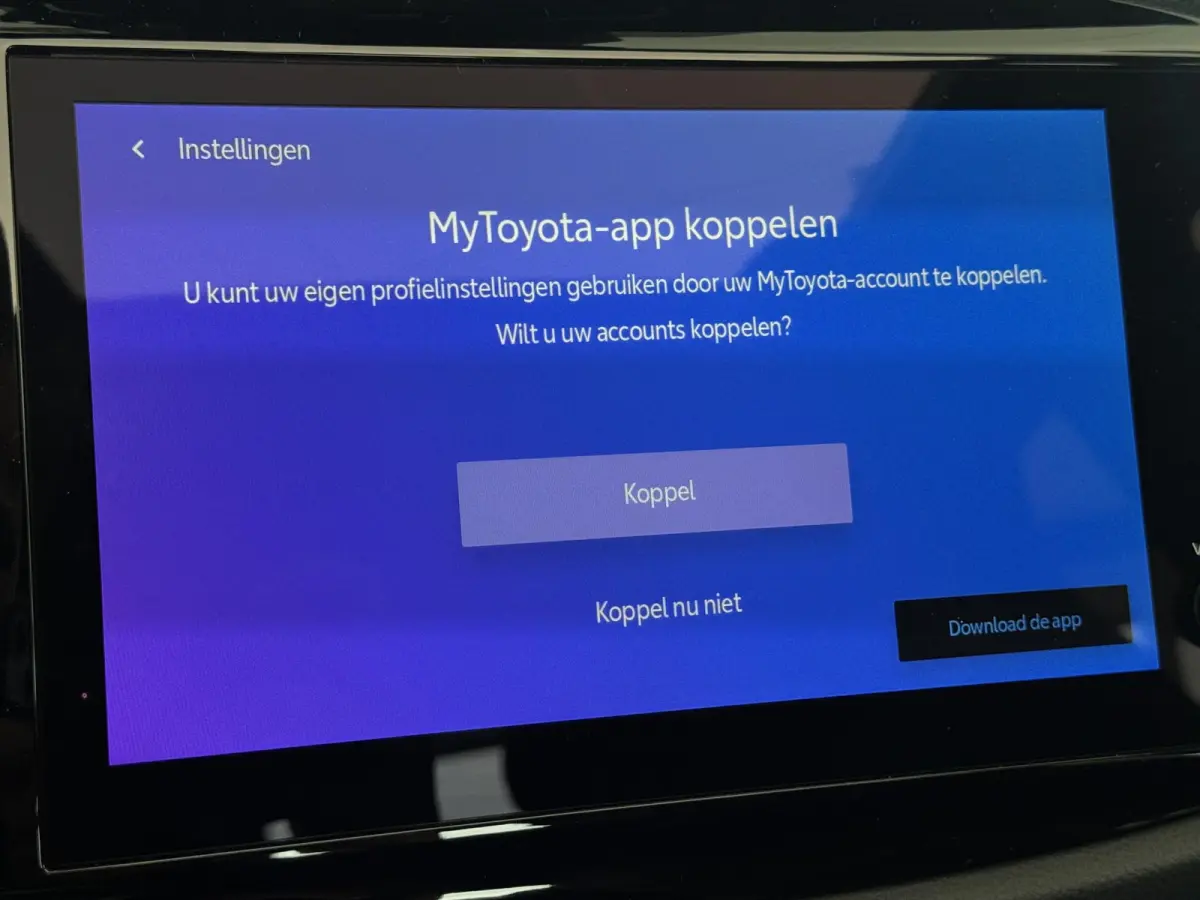 Hybrid 115 envy JBL Audio | Nieuw!!| Elektrisch Softtop vouwdak | ACC | Clima | Stoelverwarming | JBL Audio | Camera| PDC voor+achter | LM-Velgen | Carplay | DAB | ( Vestiging - Vianen 0347-