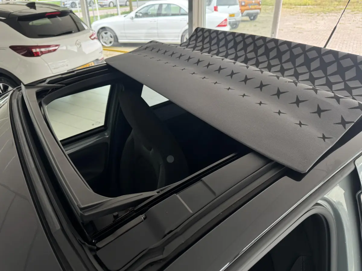 Hybrid 115 envy JBL Audio | Nieuw!!| Elektrisch Softtop vouwdak | ACC | Clima | Stoelverwarming | JBL Audio | Camera| PDC voor+achter | LM-Velgen | Carplay | DAB | ( Vestiging - Vianen 0347-