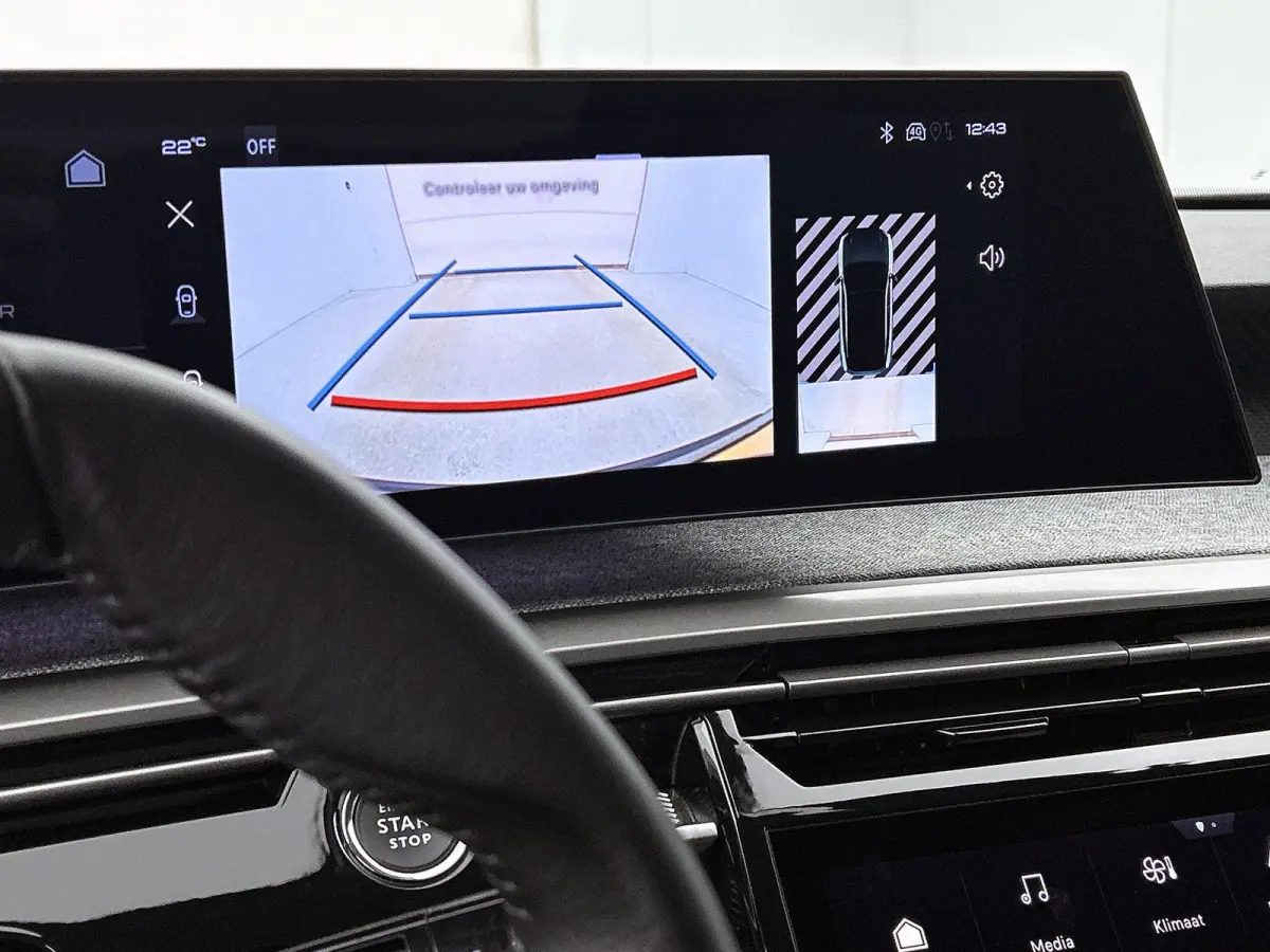 Allure 210pk 73 kWh Automaat | 3 FASE | Navigatie | Camera | Climate Control | Cruise Control | 19"LMV | Apple Carplay/Android Auto |