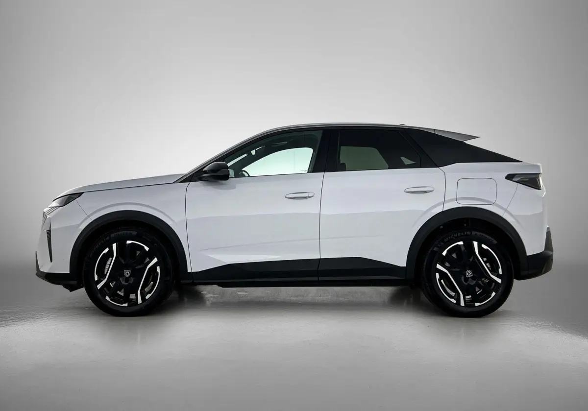 Allure 210pk 73 kWh Automaat | 3 FASE | Navigatie | Camera | Climate Control | Cruise Control | 19"LMV | Apple Carplay/Android Auto |