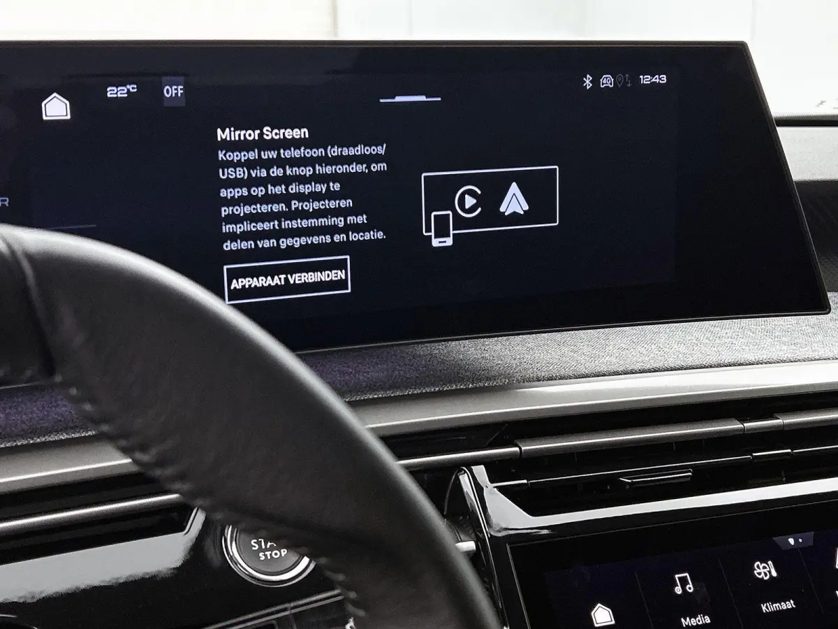 Allure 210pk 73 kWh Automaat | 3 FASE | Navigatie | Camera | Climate Control | Cruise Control | 19"LMV | Apple Carplay/Android Auto |