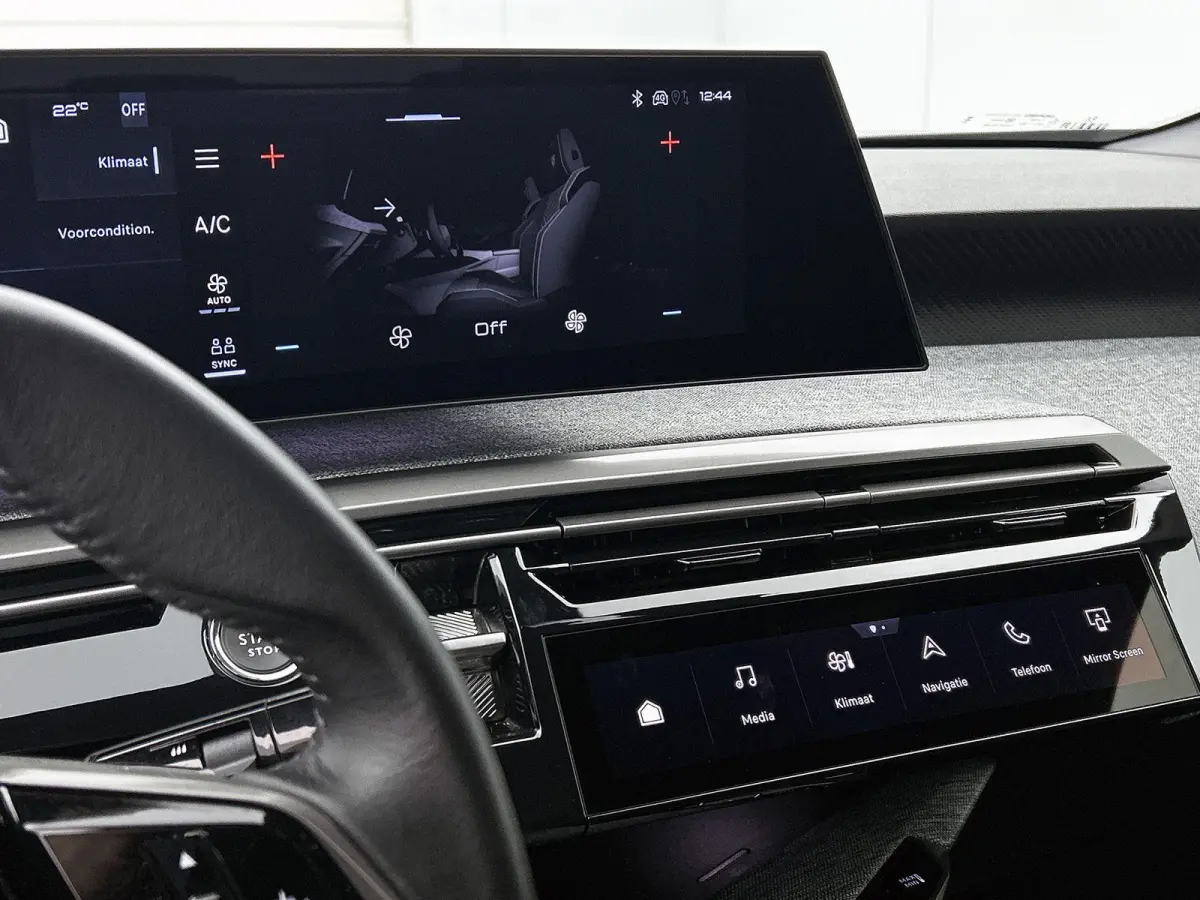 Allure 210pk 73 kWh Automaat | 3 FASE | Navigatie | Camera | Climate Control | Cruise Control | 19"LMV | Apple Carplay/Android Auto |
