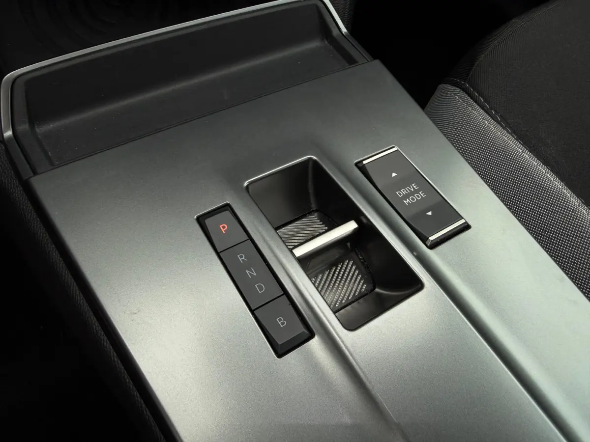 Edition 54 kWh |  CAMERA ACHTER| ADAPTIVE CRUISE CONTROL| PARKEERSENSOREN V&A| KEYLESS ENTRY&START| CLIMATE CONTROL