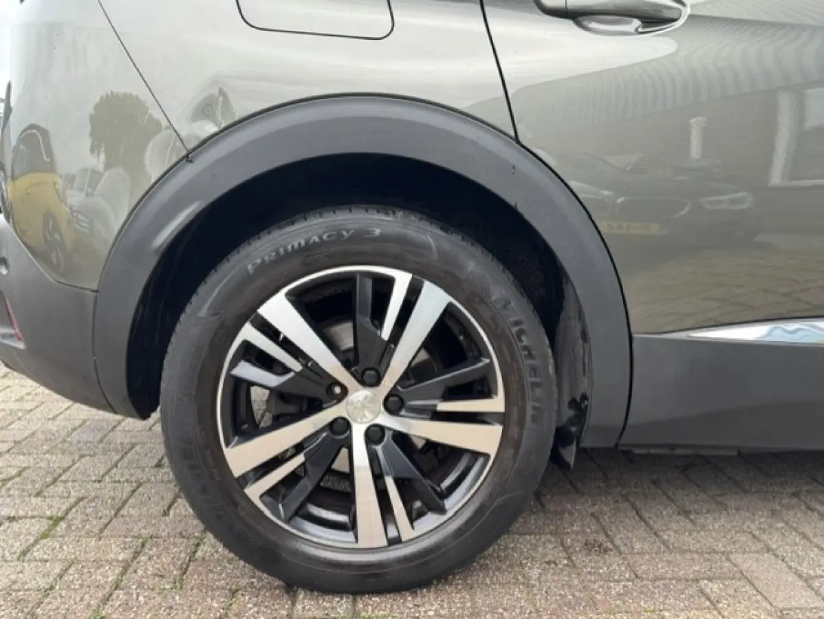 1.6 e-Premium -Automaat- Trekhaak- 360°-Keyless