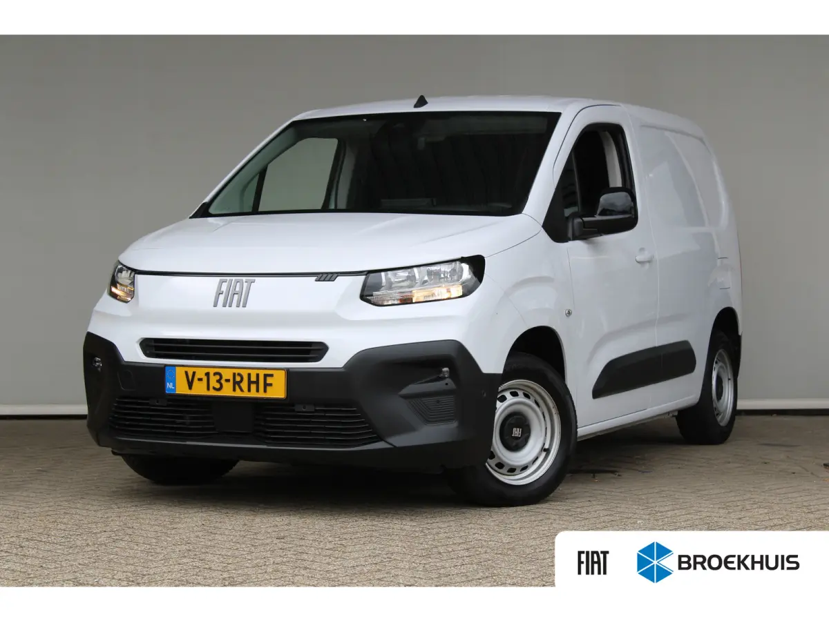 1.5D 100pk L1 650kg | Navigatie | Draadloos telefoon opladen | Achteruitrijcamera | Dode-hoekdetectie |