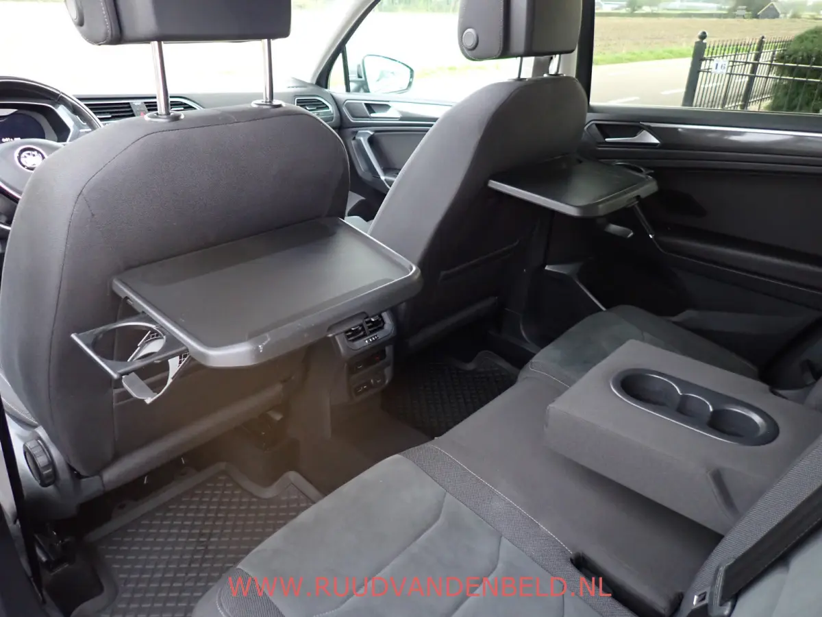 2.0TDI KEYLESS / ACC / CAMERA / CARPLAY / 19'' / HEAD-UP