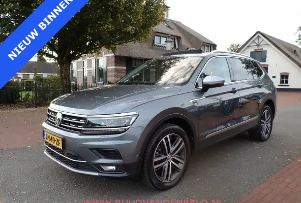 2.0TDI KEYLESS / ACC / CAMERA / CARPLAY / 19'' / HEAD-UP