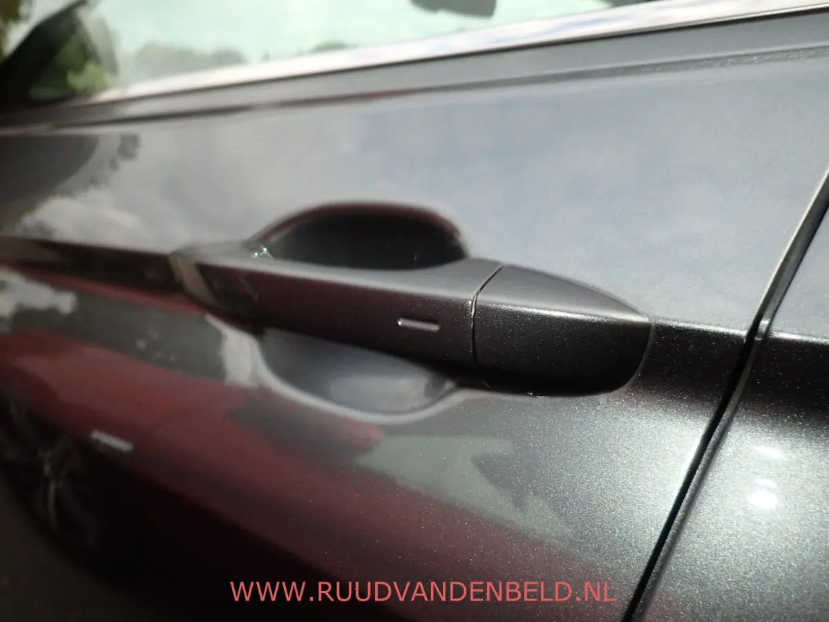 2.0TDI KEYLESS / ACC / CAMERA / CARPLAY / 19'' / HEAD-UP