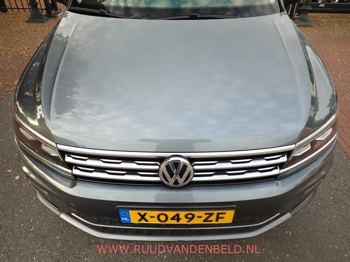 2.0TDI KEYLESS / ACC / CAMERA / CARPLAY / 19'' / HEAD-UP