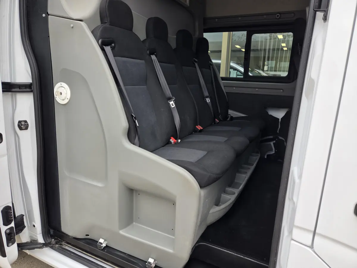 /Renault Master 2.3 dCi L2H2 DC 7-Persoons Airco Cruisecontrol 136Pk Dubbelcabine