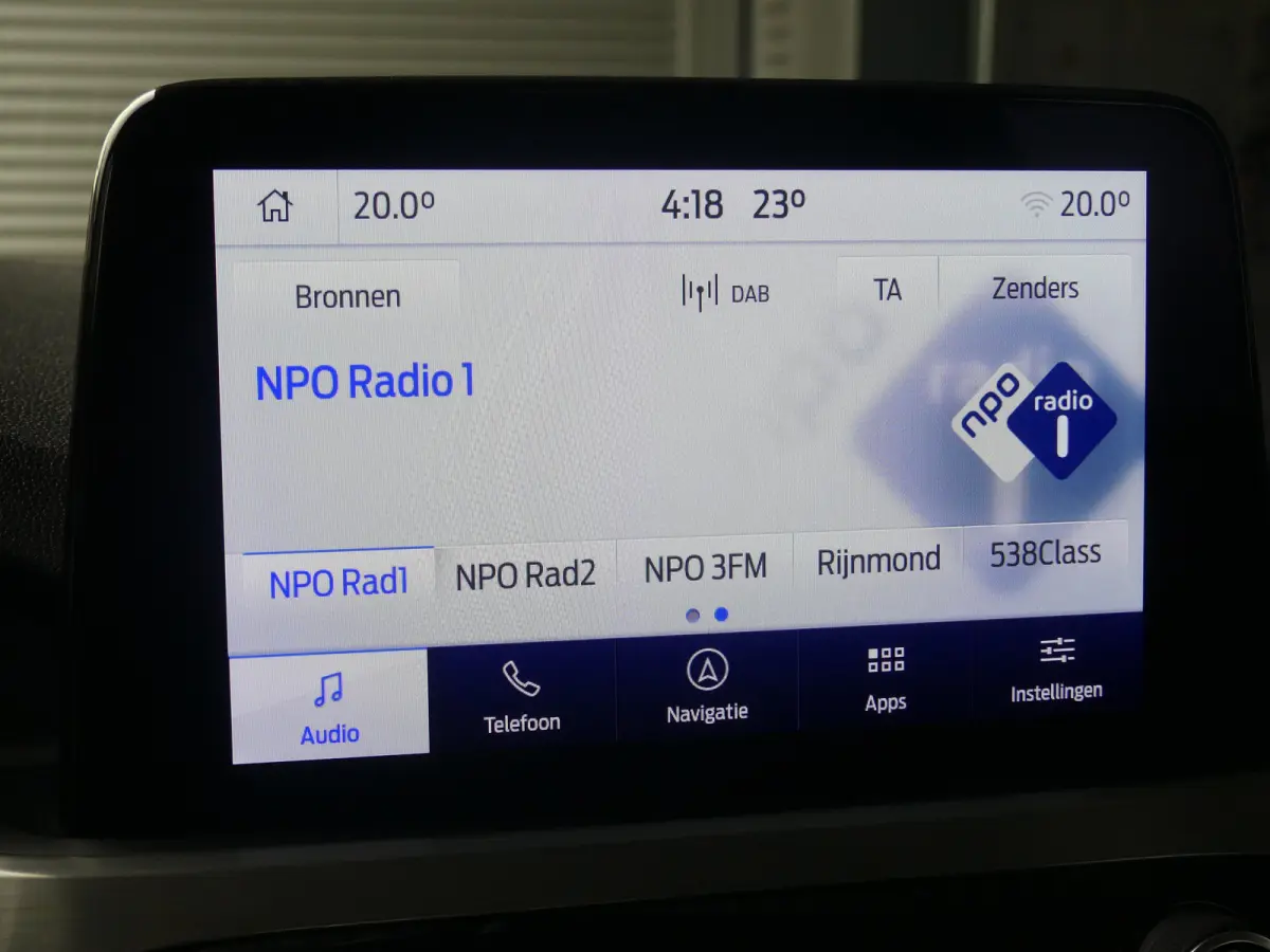 2.5 PHEV Titanium | TREKHAAK | STUUR+STOEL+VOORRUITVERWARMING | CAMERA | PARKEERSENSOREN V+A | NAVI | LMV 18" | APPLE CARPLAY / ANDROID AUTO |