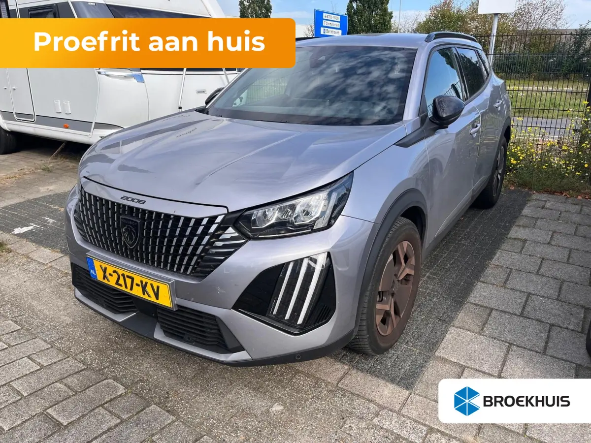 1.2 PureTech 130 Allure Leder/Stof | Digitaal Dashboard | Parkeersensoren Voor + Achter | Carplay | Climate | Cruise | 17" Lichtmetaal | Airco (automatisch) | Apple Carplay/Android Auto|tele