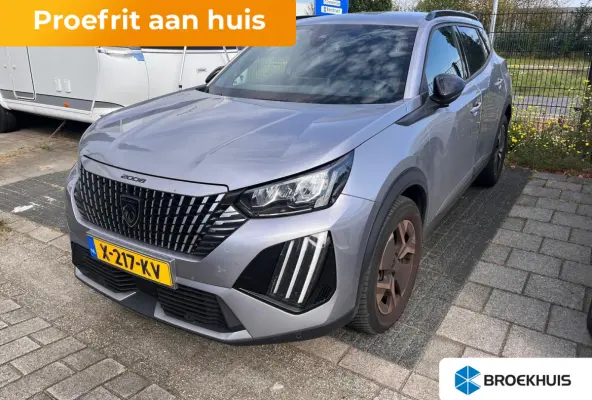 1.2 PureTech 130 Allure Leder/Stof | Digitaal Dashboard | Parkeersensoren Voor + Achter | Carplay | Climate | Cruise | 17" Lichtmetaal | Airco (automatisch) | Apple Carplay/Android Auto|tele