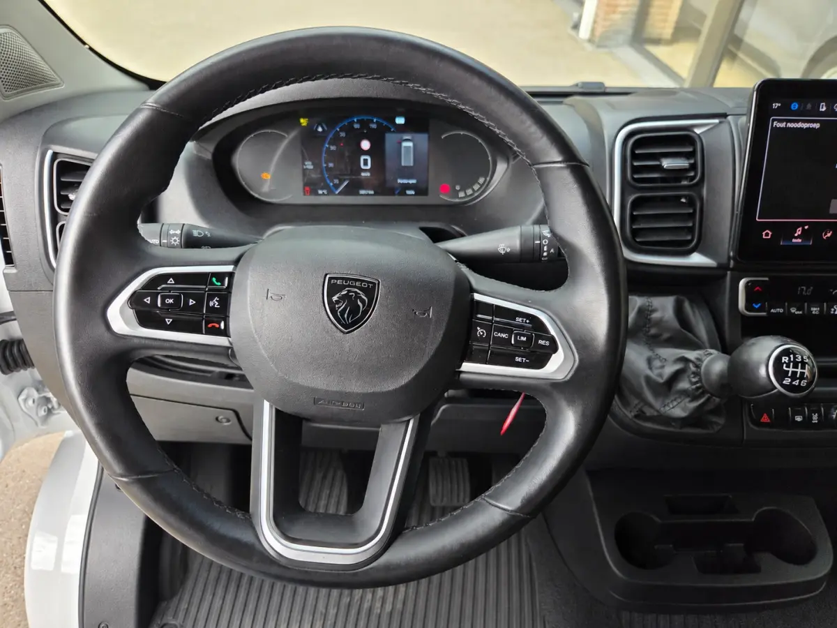 /Peugeot Boxer NIEUW MODEL 2.2 BlueHDi 140 Pk L3H2 ECC Airco - Achteruitrijcamera - Cruisecontrol - Navigatie