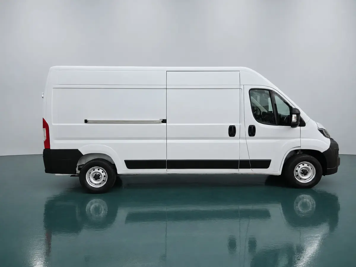/Peugeot Boxer NIEUW MODEL 2.2 BlueHDi 140 Pk L3H2 ECC Airco - Achteruitrijcamera - Cruisecontrol - Navigatie