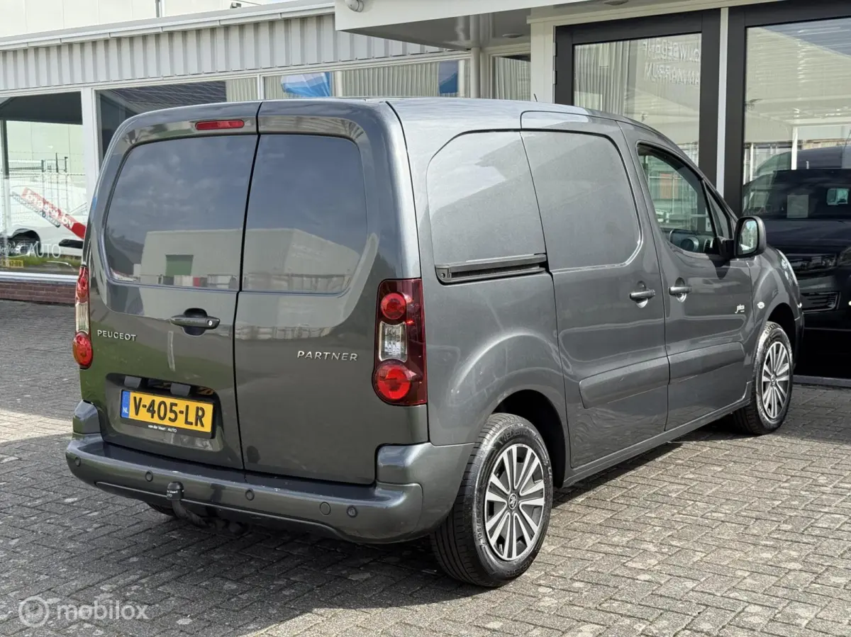 bestel 120 1.6 BlueHDi 100 L1 Pro S&S / PDC