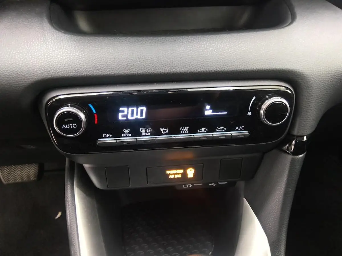 1.5 HYBRID 115 ACTIVE I AUTOMAAT I APPLE CARPLAY I P-CAMERA I ADAPTIVE CRUISE CONTROL