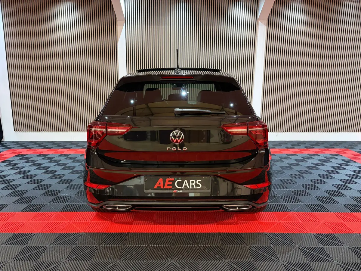 1.0 TSI R-Line Business Pano Navi Led IQ Lights Camera