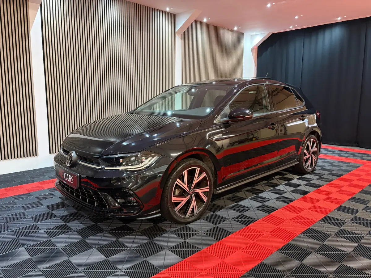 1.0 TSI R-Line Business Pano Navi Led IQ Lights Camera