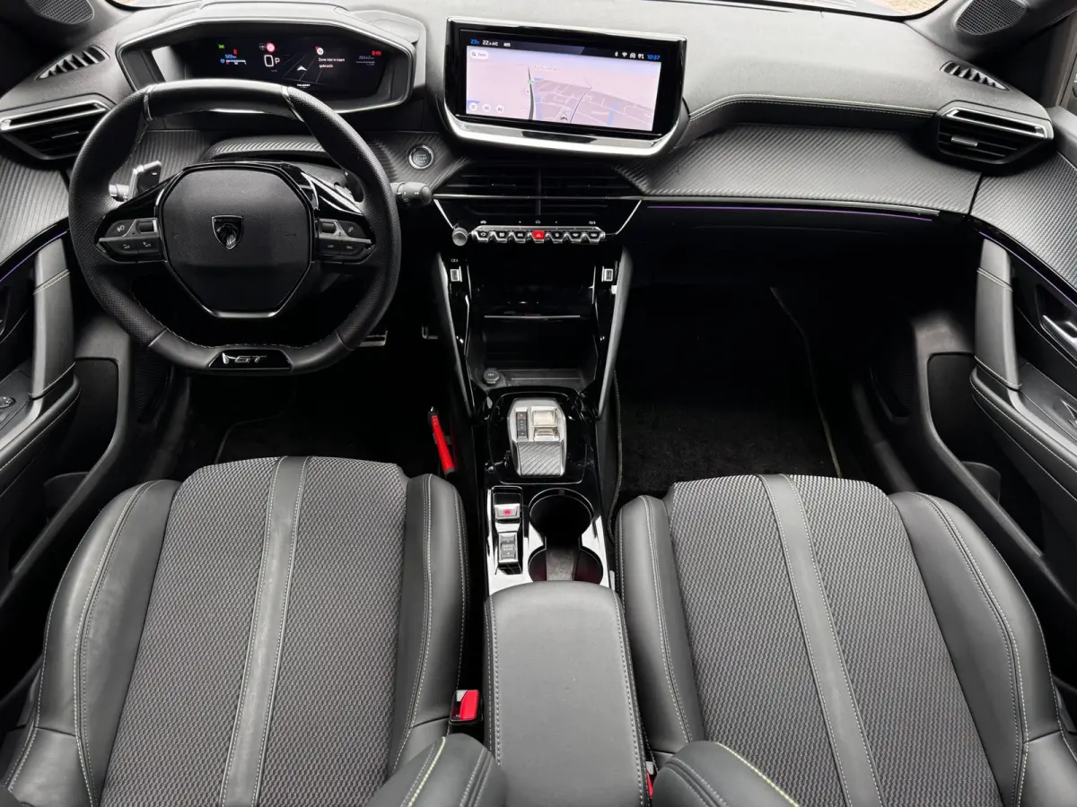 1.2 Hybrid 145 e-DCS6 GT | NL-Auto | 360 Camera | Navigatie | Adaptive Cruise | Automaat | Virtual Cockpit