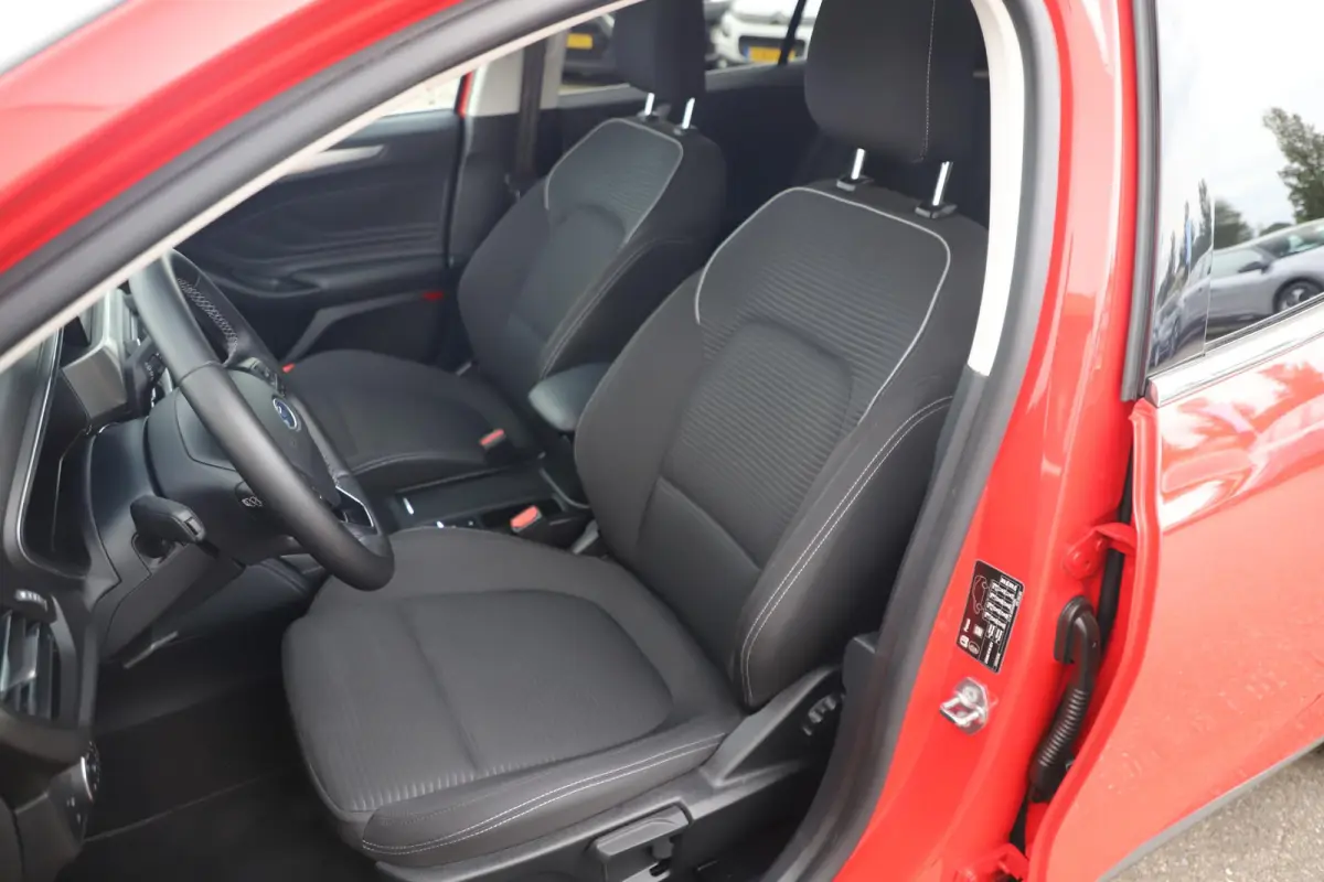 1.0 EcoBoost Titanium X Business 125PK Virtual Cockpit Winter Pakket Navigatie Achteruitrijcamera Adaptive Cruise Lane Assist