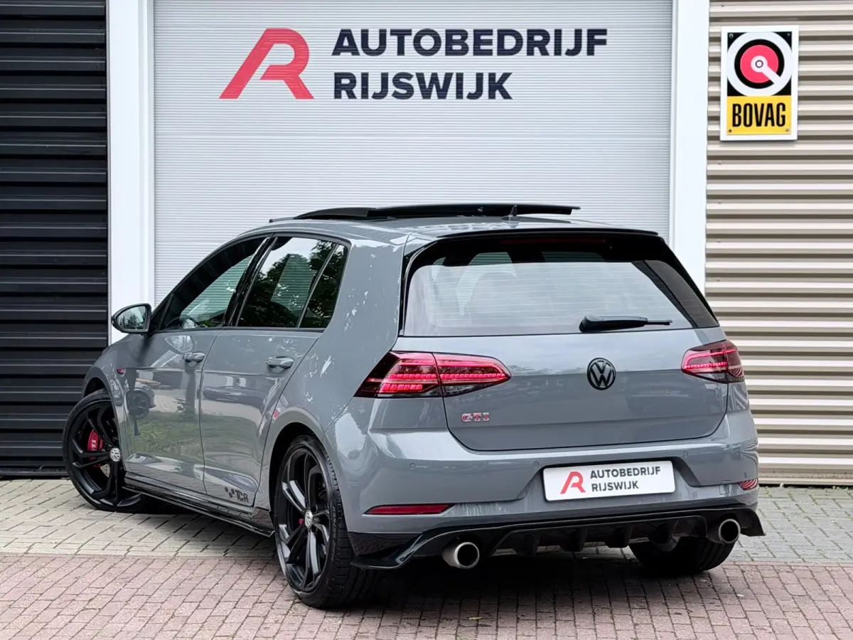 2.0 TSI GTI TCR Pano/Keyless/Camera
