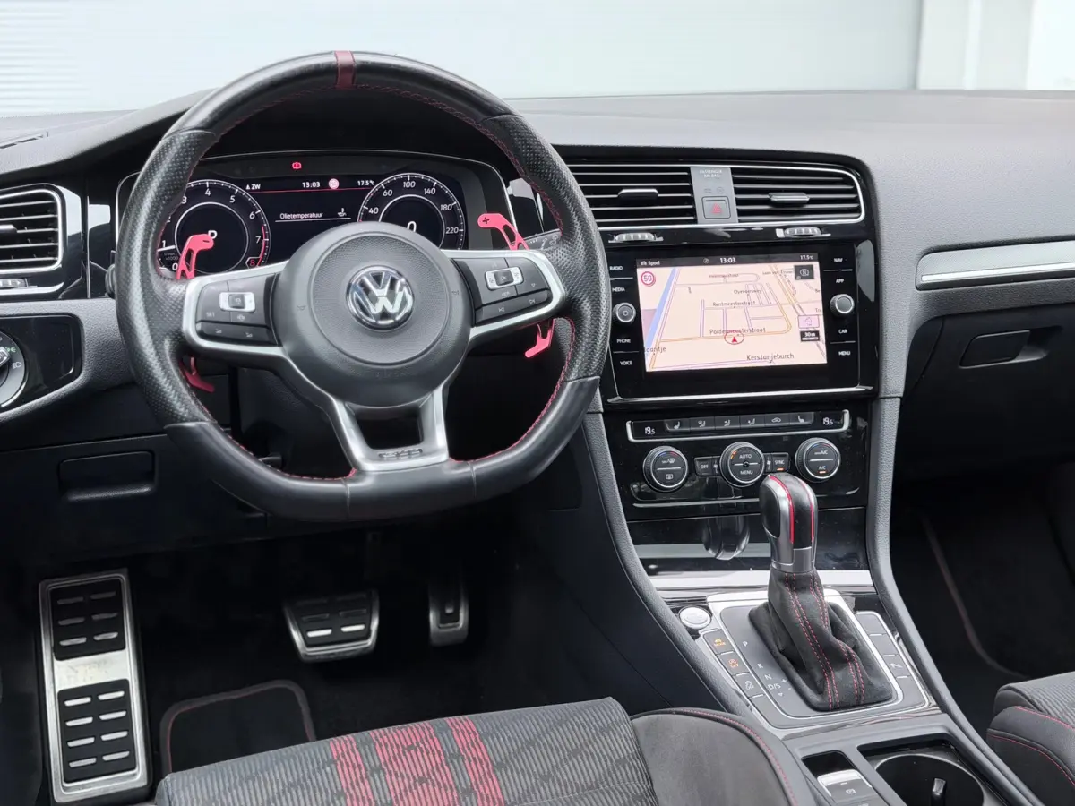 2.0 TSI GTI TCR Pano/Keyless/Camera