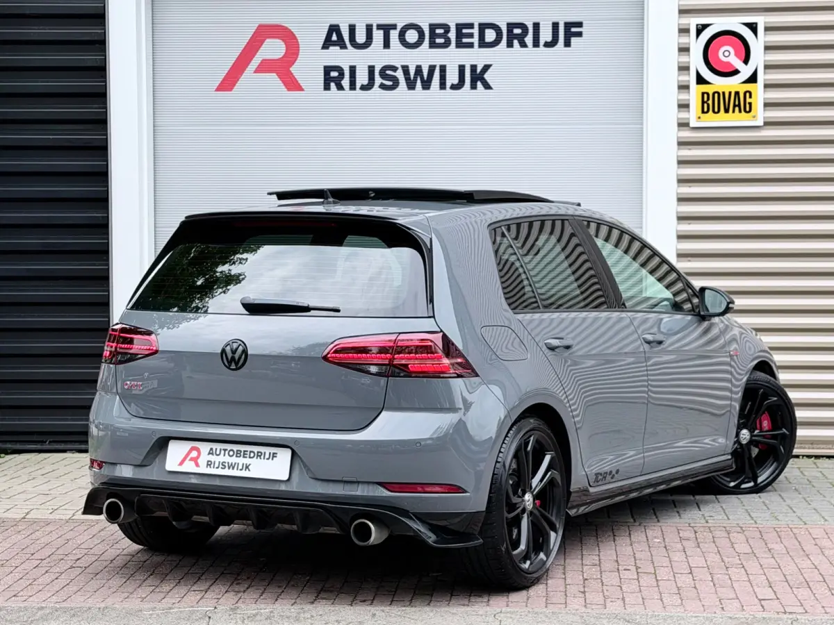 2.0 TSI GTI TCR Pano/Keyless/Camera