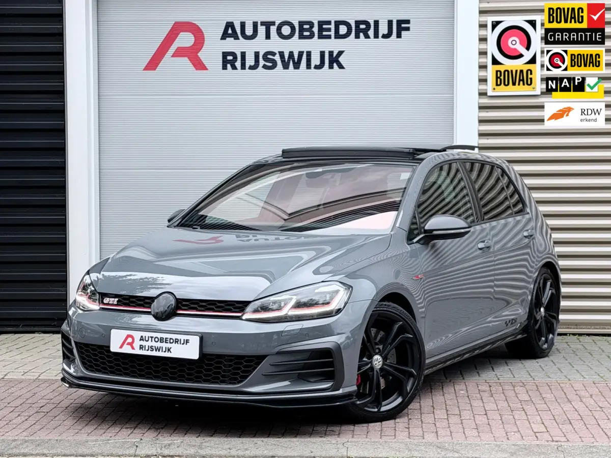 2.0 TSI GTI TCR Pano/Keyless/Camera