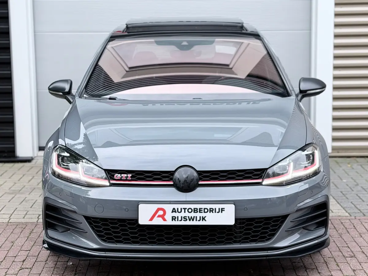 2.0 TSI GTI TCR Pano/Keyless/Camera