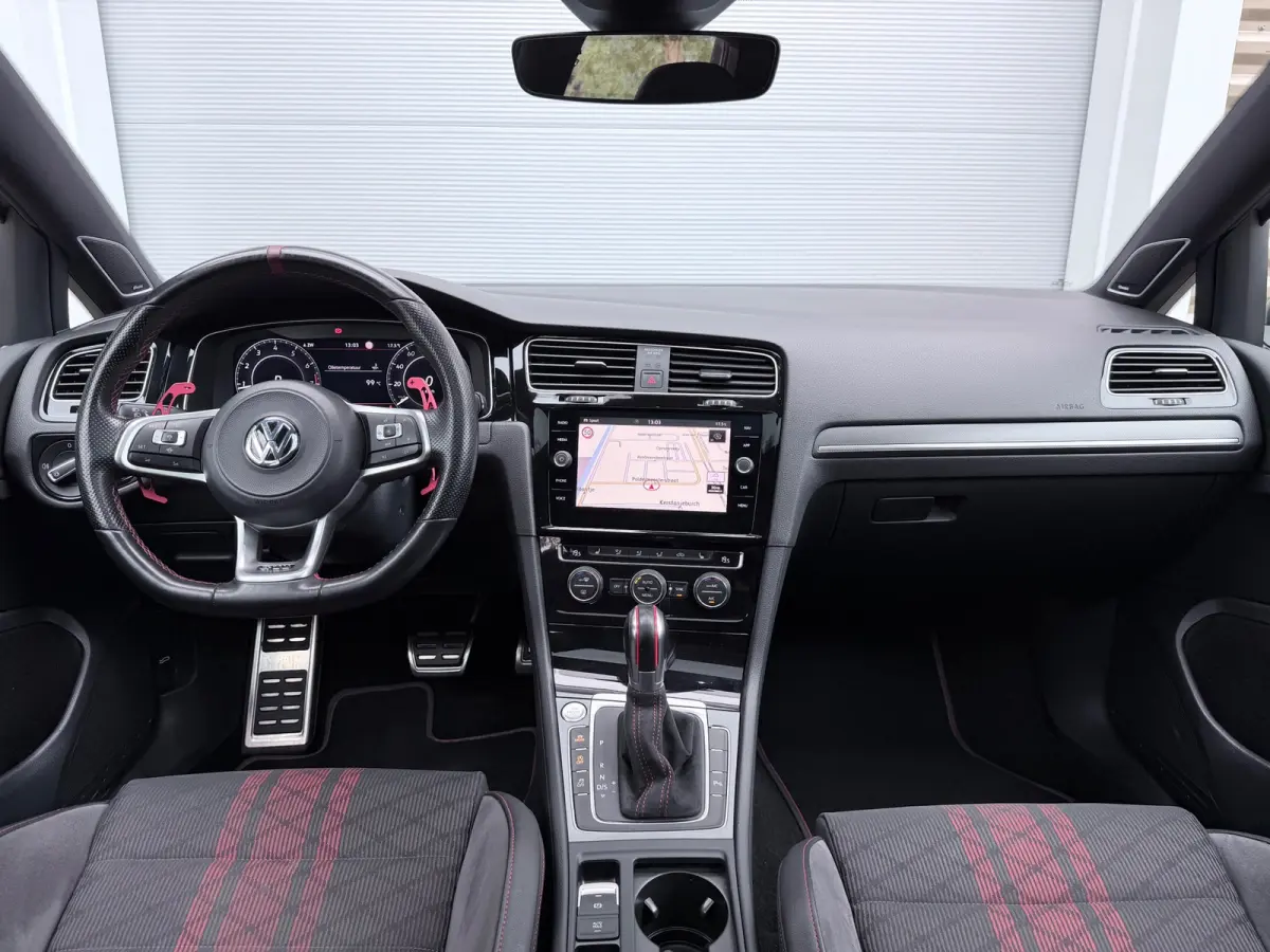 2.0 TSI GTI TCR Pano/Keyless/Camera