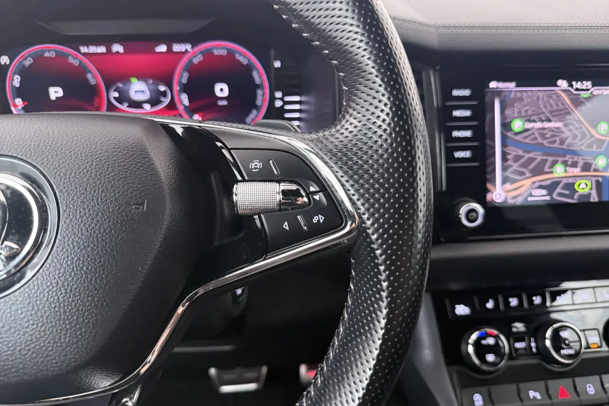 1.5 TSI Sportline Business 7p. Elekt.Trekhaak Memory Carplay