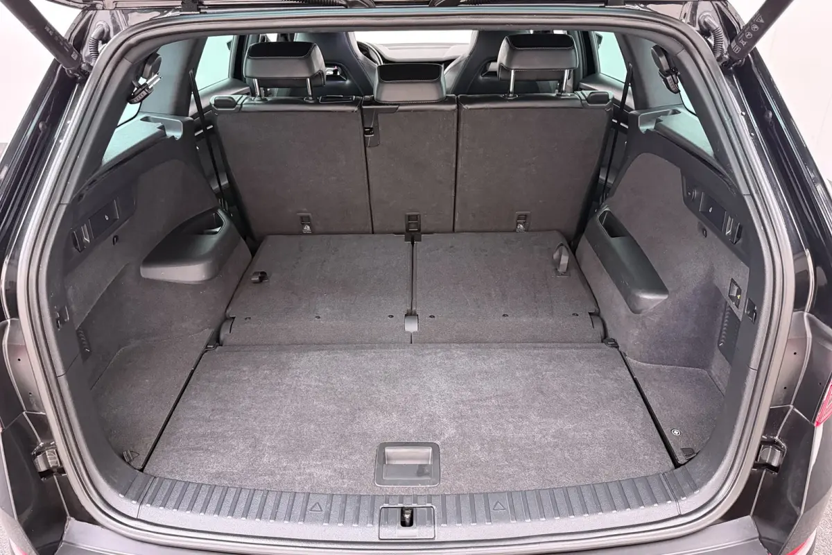 1.5 TSI Sportline Business 7p. Elekt.Trekhaak Memory Carplay