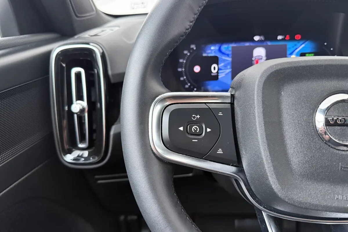 Plus 70 kWh (SOH 93%) Warmtepomp Elek.Trekhaak Adapt.Cruise