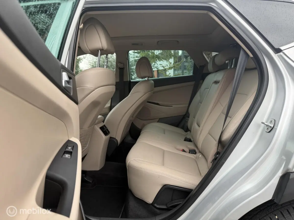 1.6 T-GDi Premium 4WD VOL