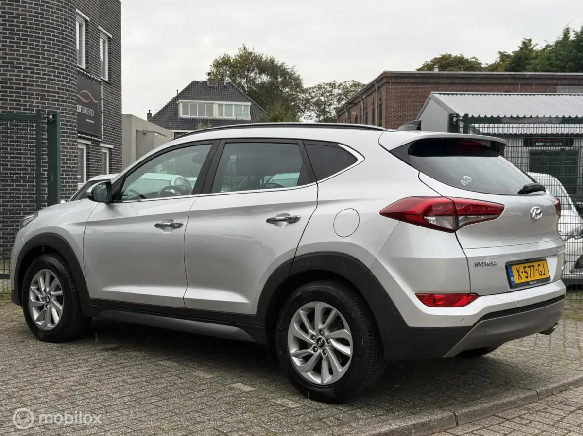 1.6 T-GDi Premium 4WD VOL