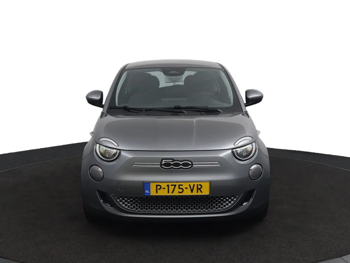 Icon 42 kWh | SoH 93,7% | Navigatie | Cruise Control | Digitaal Dashboard | Lichtmetalen Velgen | Climate Control | Bluetooth
