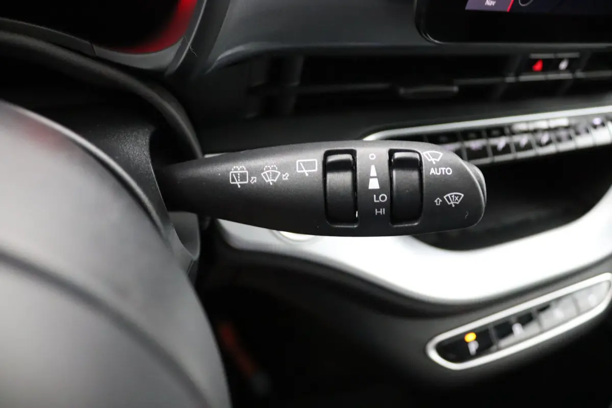 Icon 42 kWh | SoH 93,7% | Navigatie | Cruise Control | Digitaal Dashboard | Lichtmetalen Velgen | Climate Control | Bluetooth