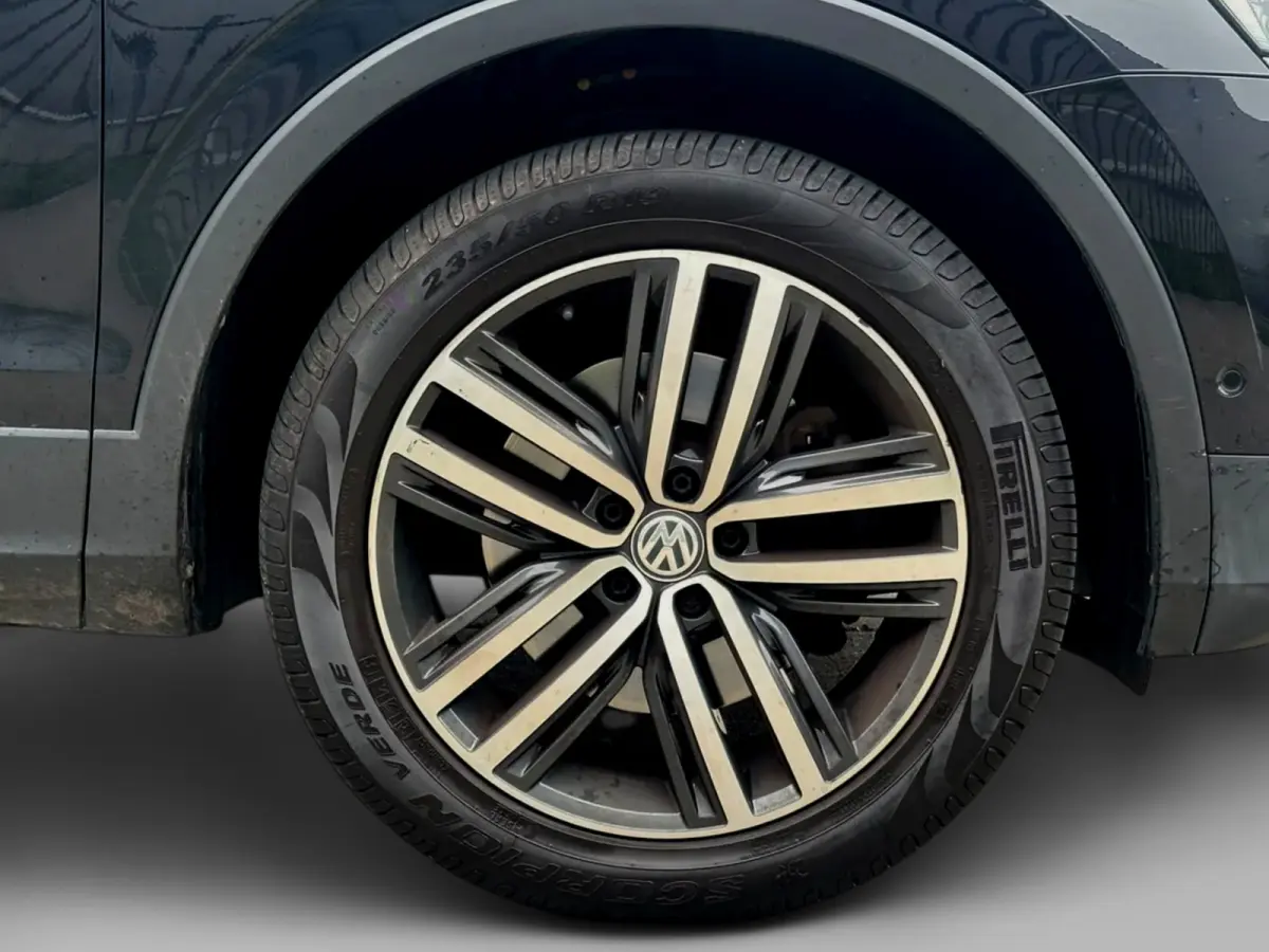 2.0 TSI 4Motion Highline (Dealer OndH, Panorama, 360 Camera, Stoel/Stuur VerW, Digitale Dash, Addapt Cruise,Etc)