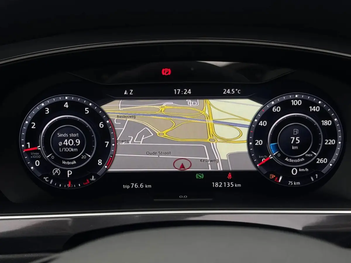 2.0 TSI 4Motion Highline (Dealer OndH, Panorama, 360 Camera, Stoel/Stuur VerW, Digitale Dash, Addapt Cruise,Etc)