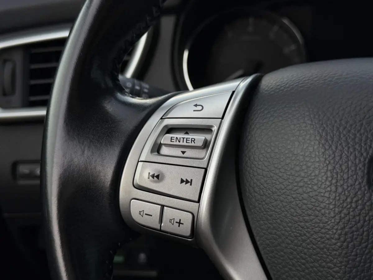 1.2 Tekna | Export | Automaatbak Schokt | 2e Eigenaar | NL AUTO | 19 Inch | All Season Banden | 360 Camera | Lederen Bekleding | Elektrische Bestuurdersstoel | Navigatie | Stoelverwarming |