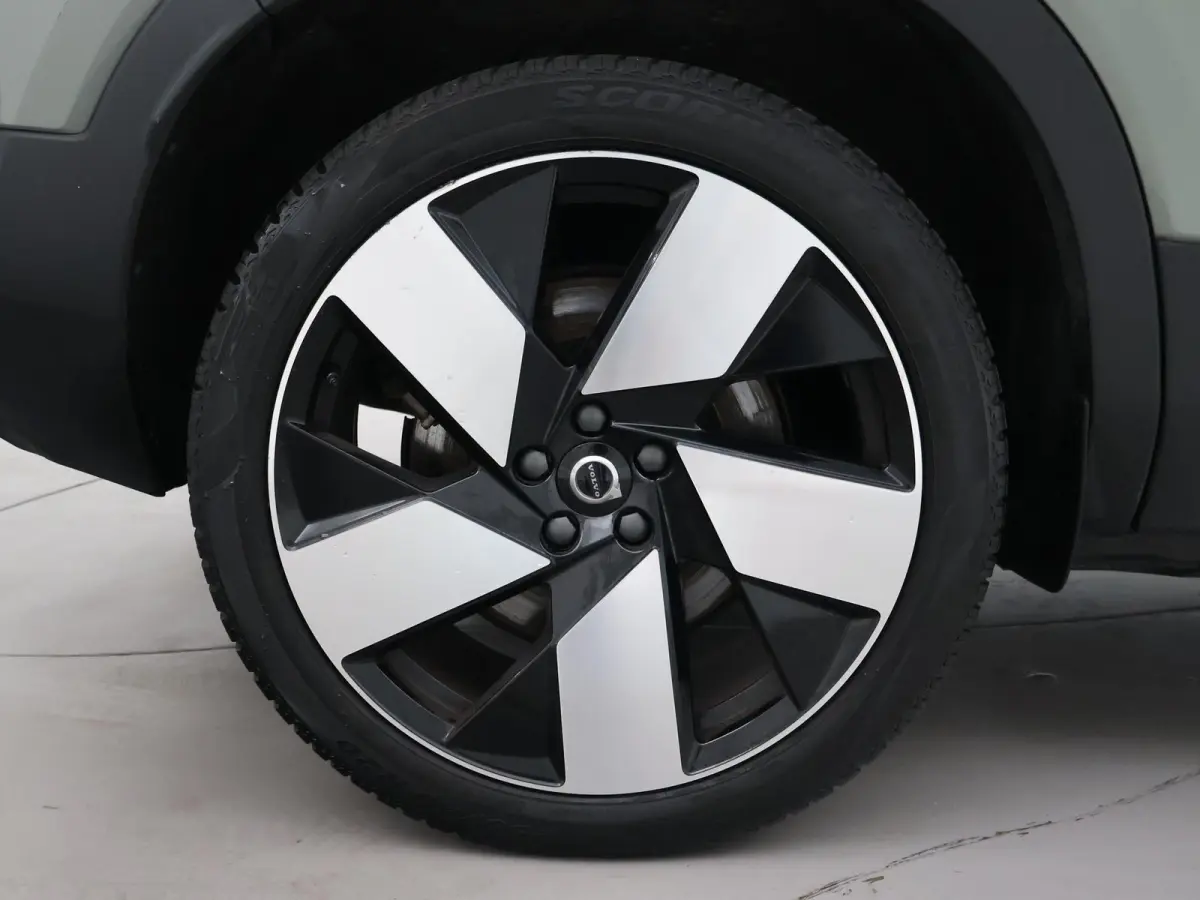 SINGLE MOTOR EXTENDED RANGE PLUS 82 kWh 97% SOH + ELEK. TREKHAAK | 20 INCH | PANORAMA | CAMERA