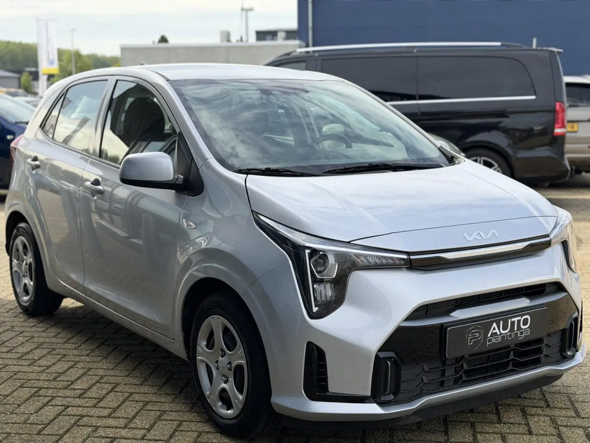 1.0 DPI DynamicLine | NIEUW MODEL! | NL AUTO | Digital Cockpit | Achteruitrijcamera | Parkeersensoren | Carplay | Airco | Cruise Control |