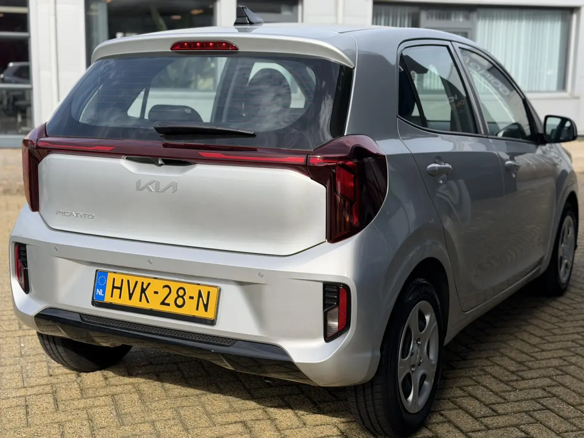 1.0 DPI DynamicLine | NIEUW MODEL! | NL AUTO | Digital Cockpit | Achteruitrijcamera | Parkeersensoren | Carplay | Airco | Cruise Control |