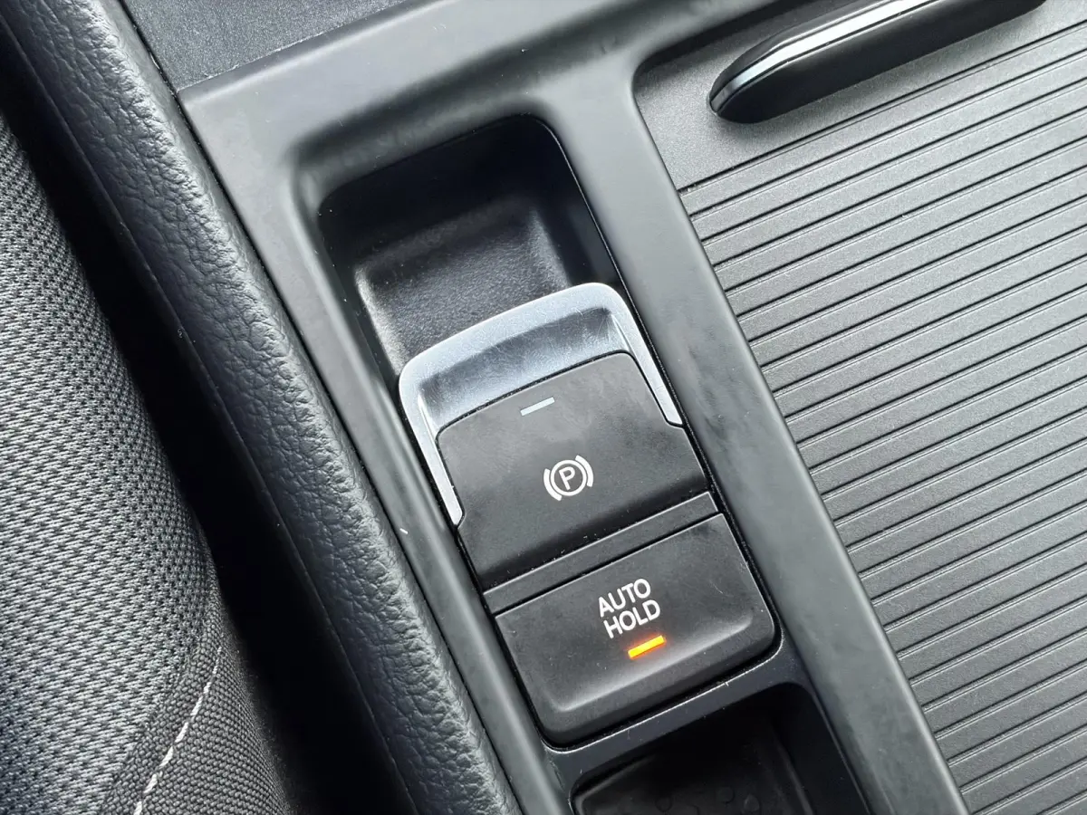 e-Golf ✓SOH 85,18 %✓2e Eigenaar✓Carplay✓Navi✓Clima✓Cruise✓Pdc V+A✓136pk✓Lm velgen✓Bj 12-2018✓N.A.P✓Apk tot 10-2027