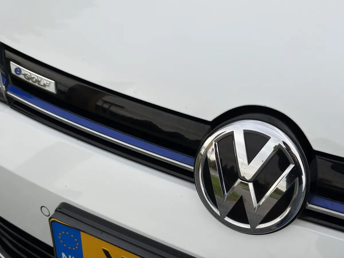e-Golf ✓SOH 85,18 %✓2e Eigenaar✓Carplay✓Navi✓Clima✓Cruise✓Pdc V+A✓136pk✓Lm velgen✓Bj 12-2018✓N.A.P✓Apk tot 10-2027