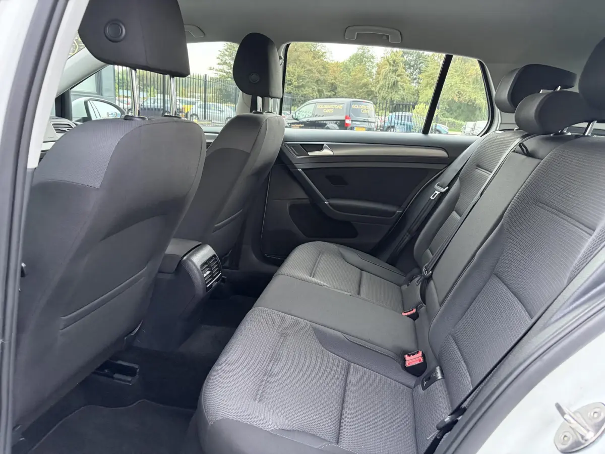 e-Golf ✓SOH 85,18 %✓2e Eigenaar✓Carplay✓Navi✓Clima✓Cruise✓Pdc V+A✓136pk✓Lm velgen✓Bj 12-2018✓N.A.P✓Apk tot 10-2027