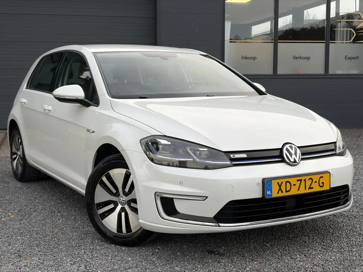 e-Golf ✓SOH 85,18 %✓2e Eigenaar✓Carplay✓Navi✓Clima✓Cruise✓Pdc V+A✓136pk✓Lm velgen✓Bj 12-2018✓N.A.P✓Apk tot 10-2027