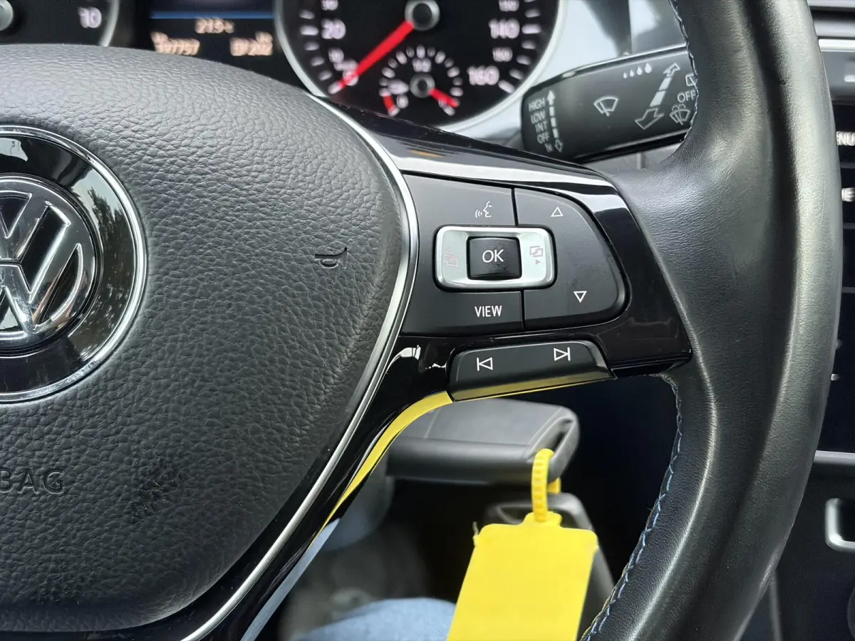 e-Golf ✓SOH 85,18 %✓2e Eigenaar✓Carplay✓Navi✓Clima✓Cruise✓Pdc V+A✓136pk✓Lm velgen✓Bj 12-2018✓N.A.P✓Apk tot 10-2027